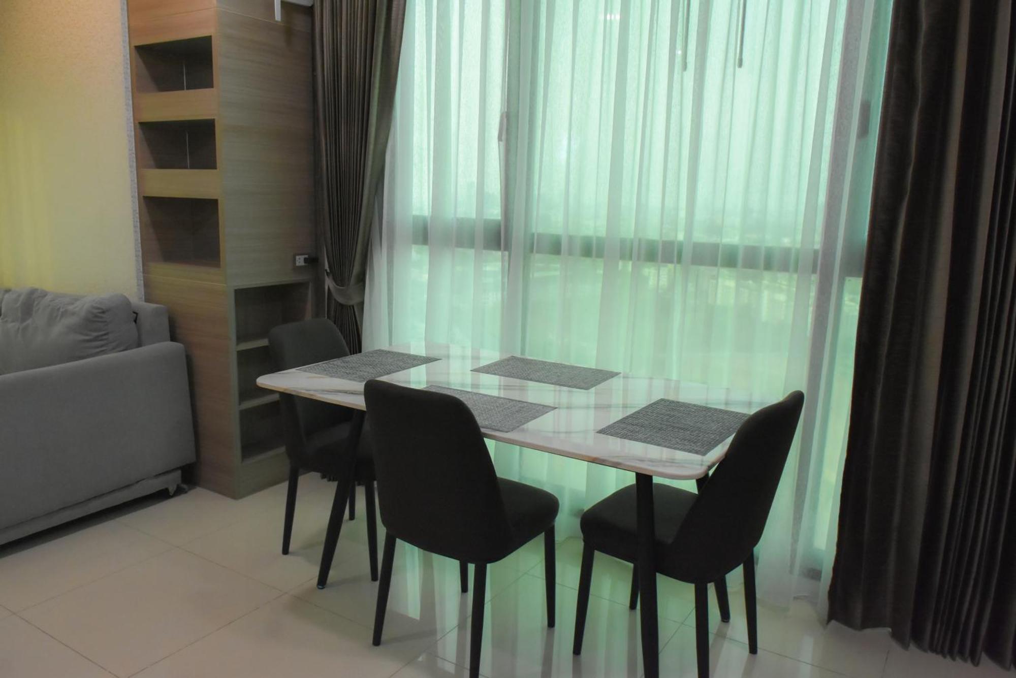 Dusit Grand Condo View Praia de Jomtien Quarto foto