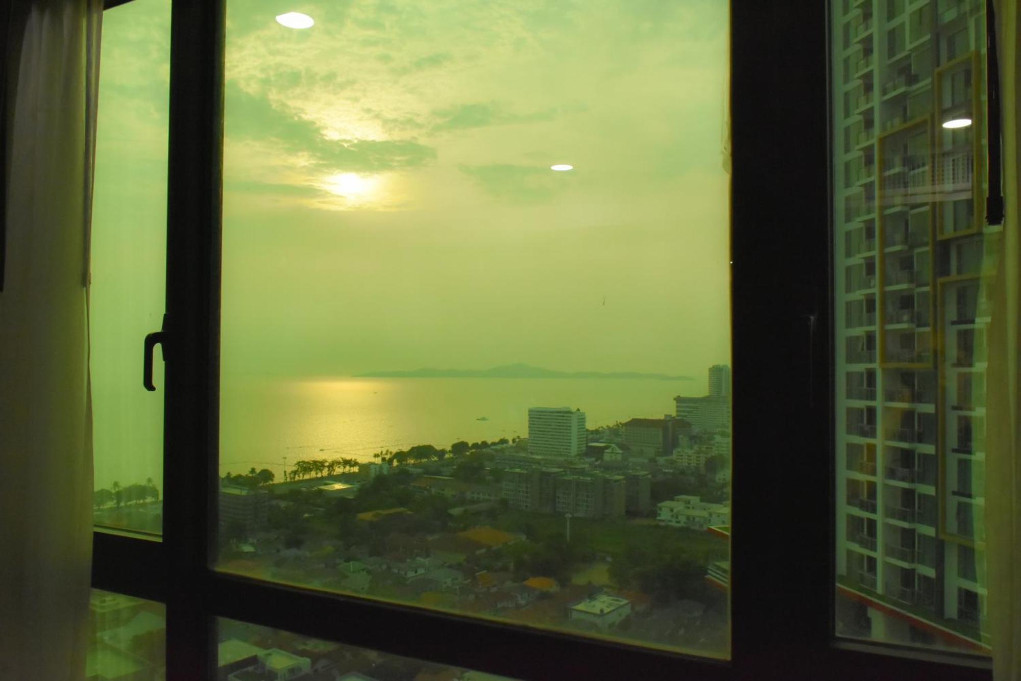 Dusit Grand Condo View Praia de Jomtien Quarto foto